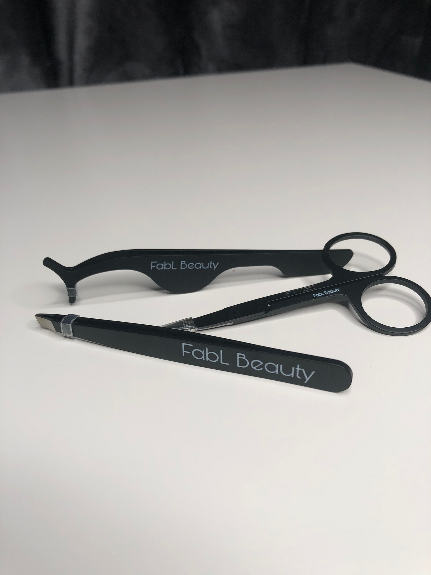 "The Essentials" Beauty tools set